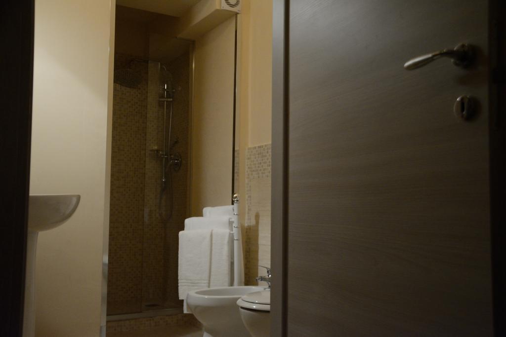 Catania Etnea Bed And Breakfast ห้อง รูปภาพ
