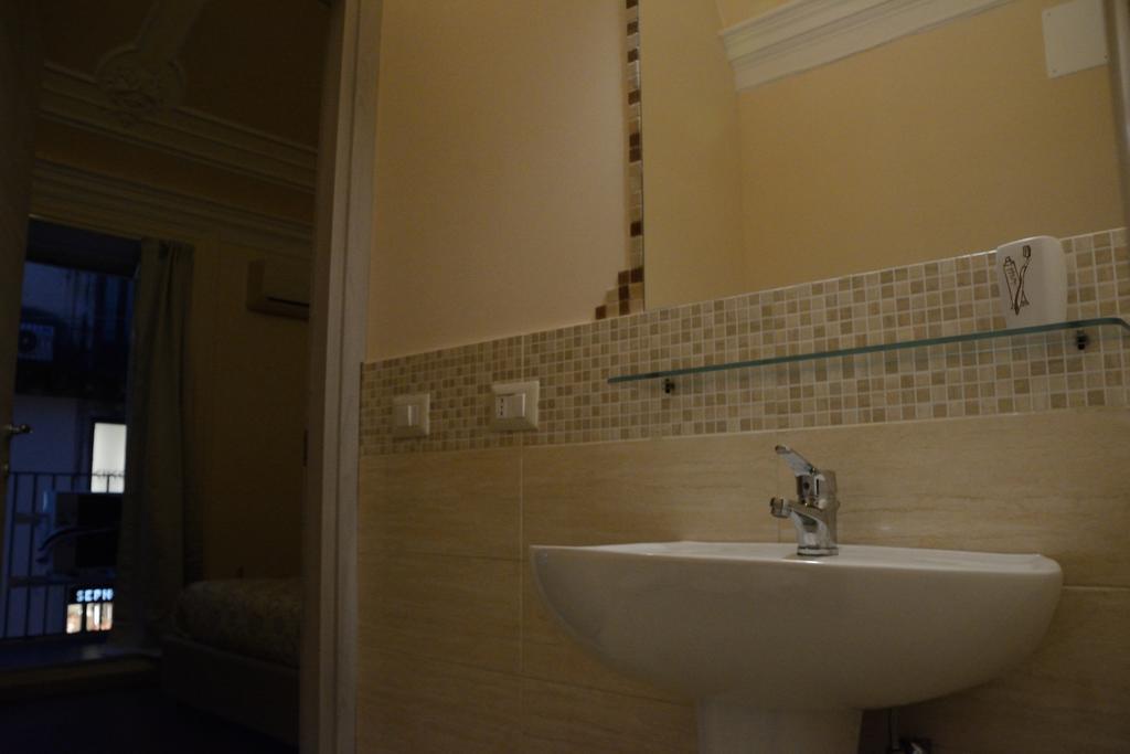 Catania Etnea Bed And Breakfast ห้อง รูปภาพ