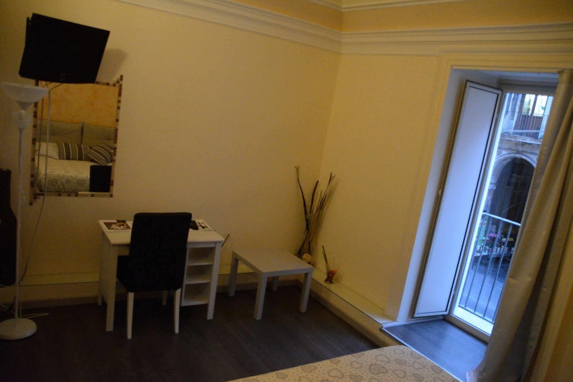 Catania Etnea Bed And Breakfast ภายนอก รูปภาพ