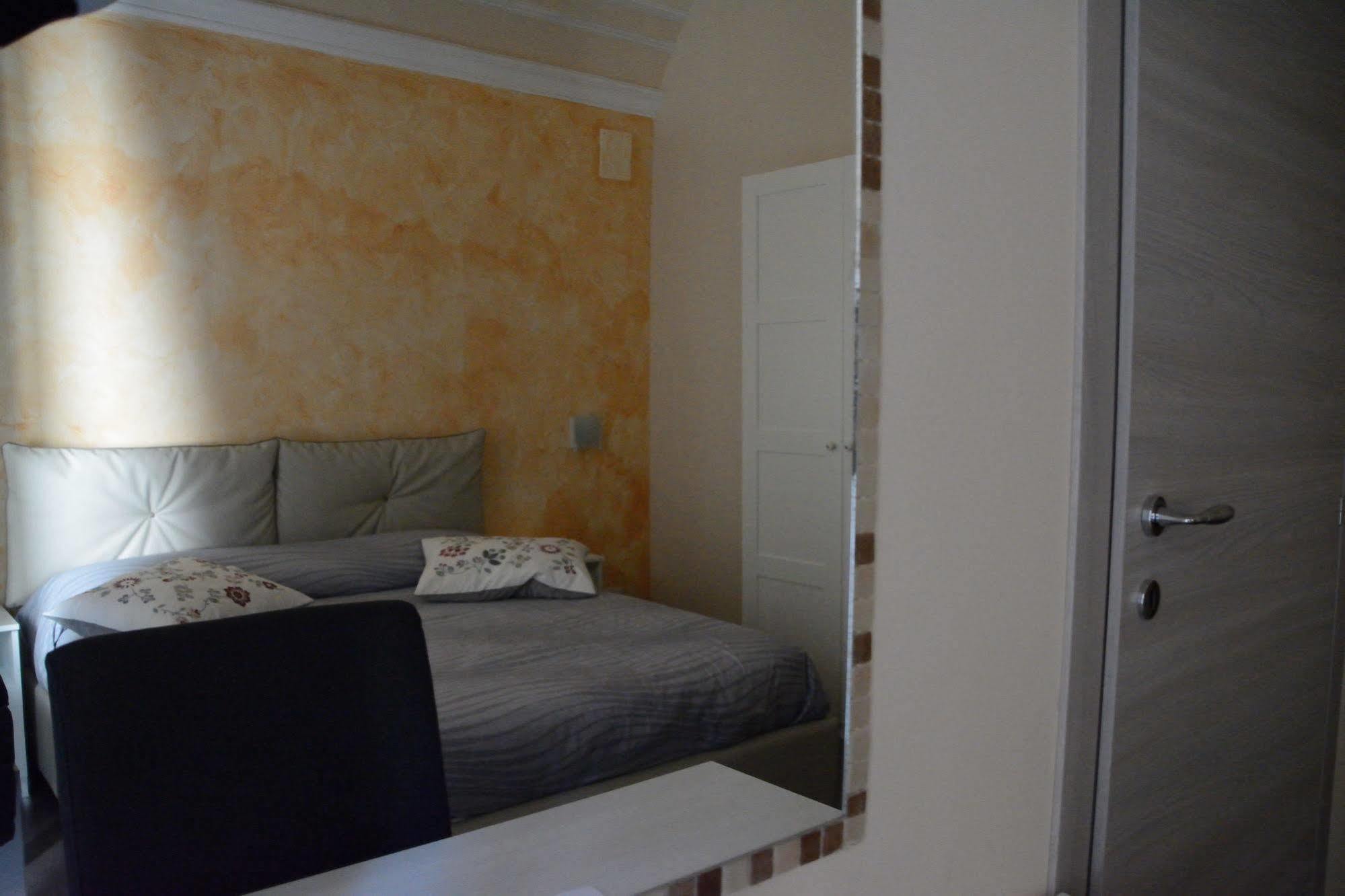 Catania Etnea Bed And Breakfast ภายนอก รูปภาพ