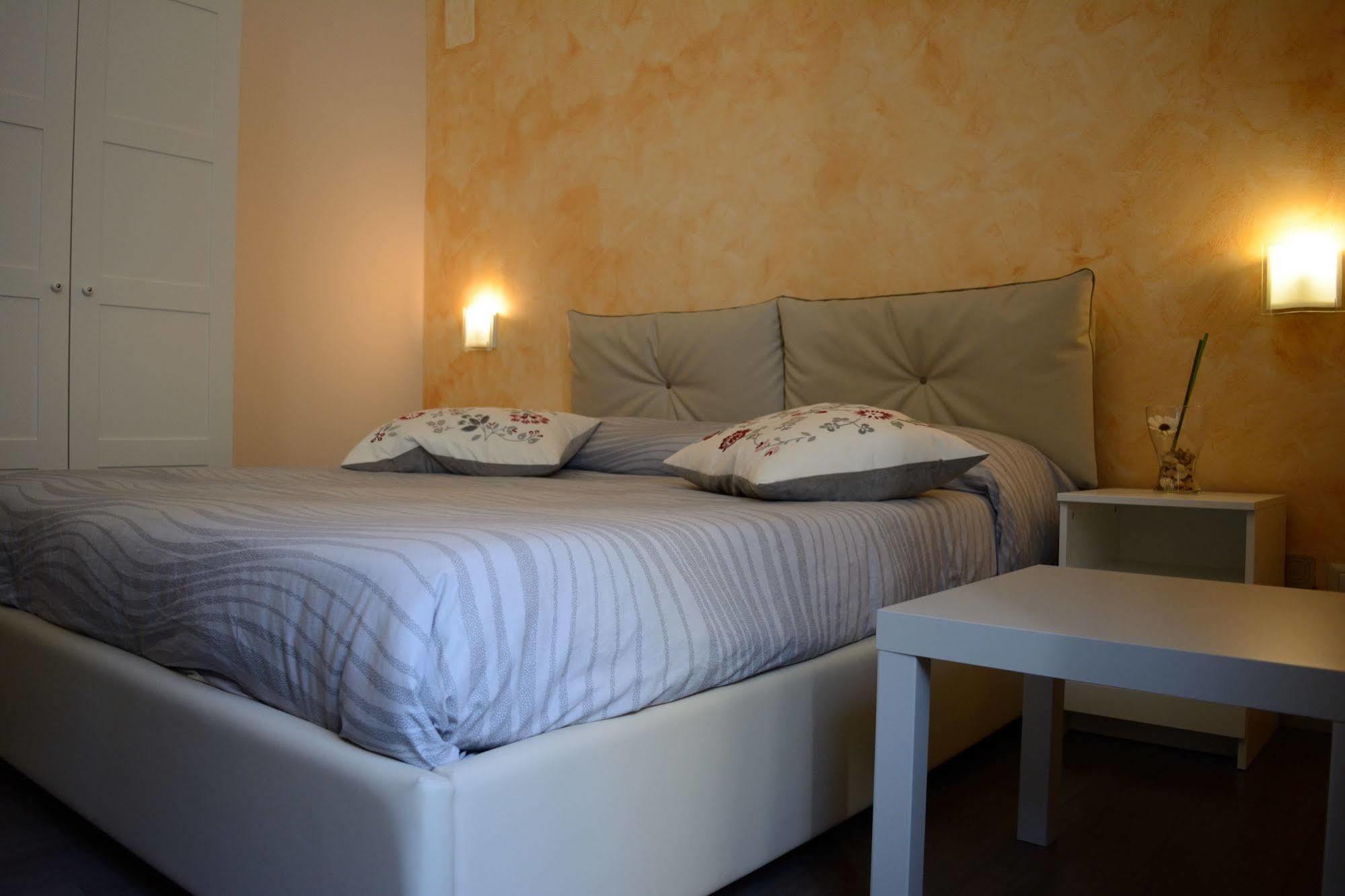 Catania Etnea Bed And Breakfast ภายนอก รูปภาพ
